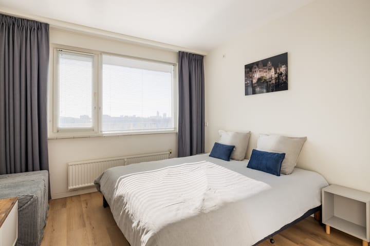 Foto 19 van Roelof Kranenburgplein 38