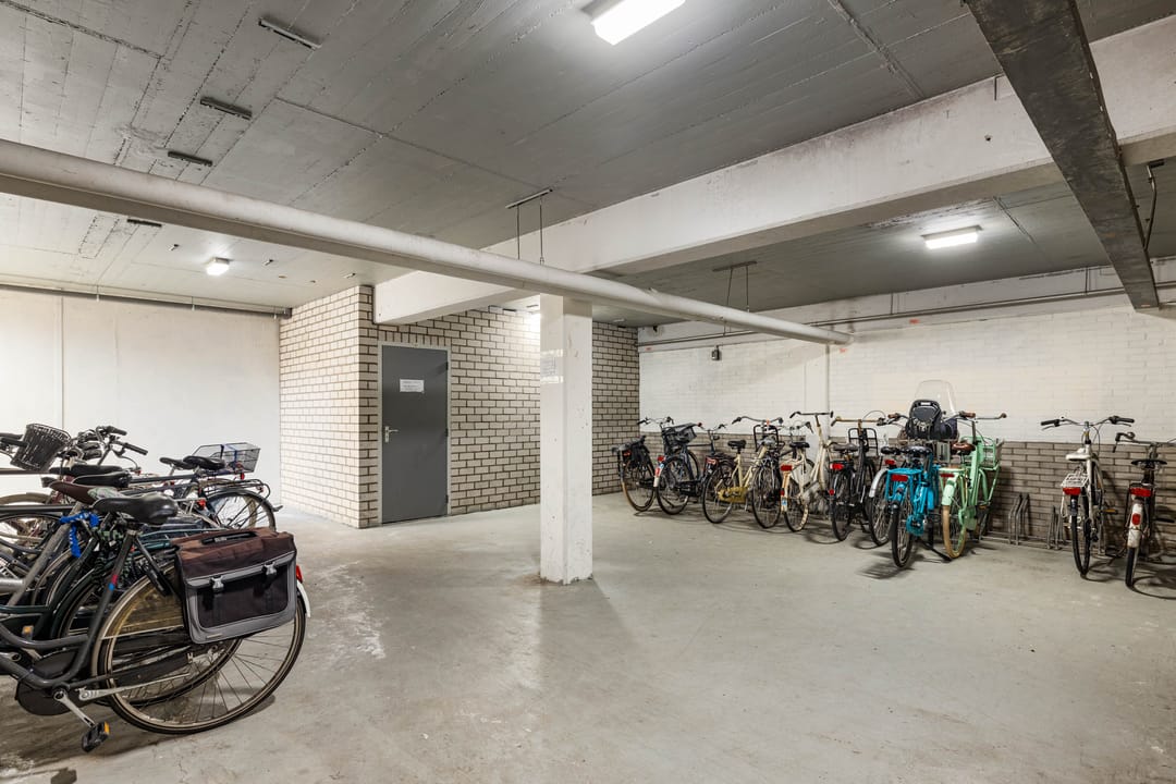 Photo 31 of Roelof Kranenburgplein 38