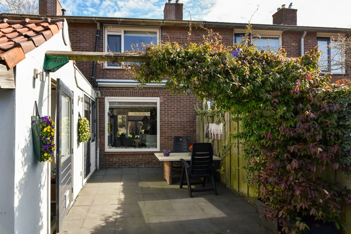 Foto 27 van Stationsweg 31