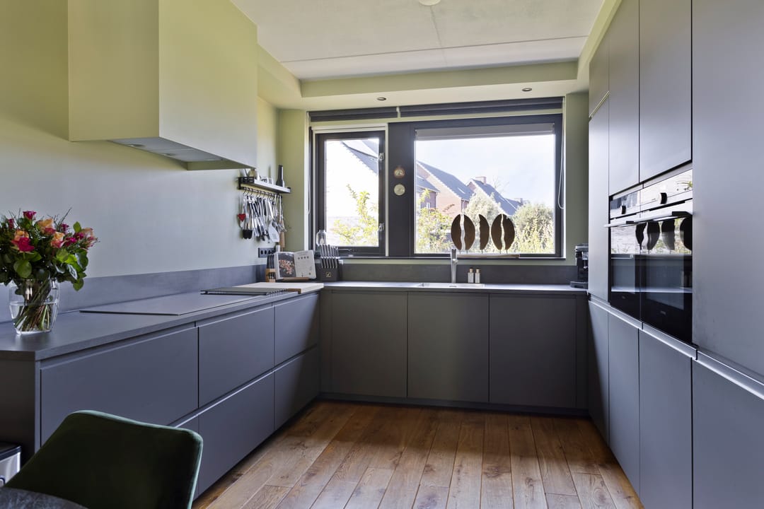 Photo 11 of Ceram 105