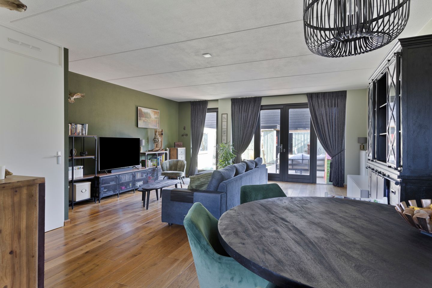 Photo 14 of Ceram 105