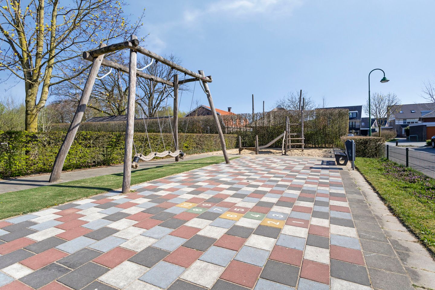 Photo 34 of Ceram 105