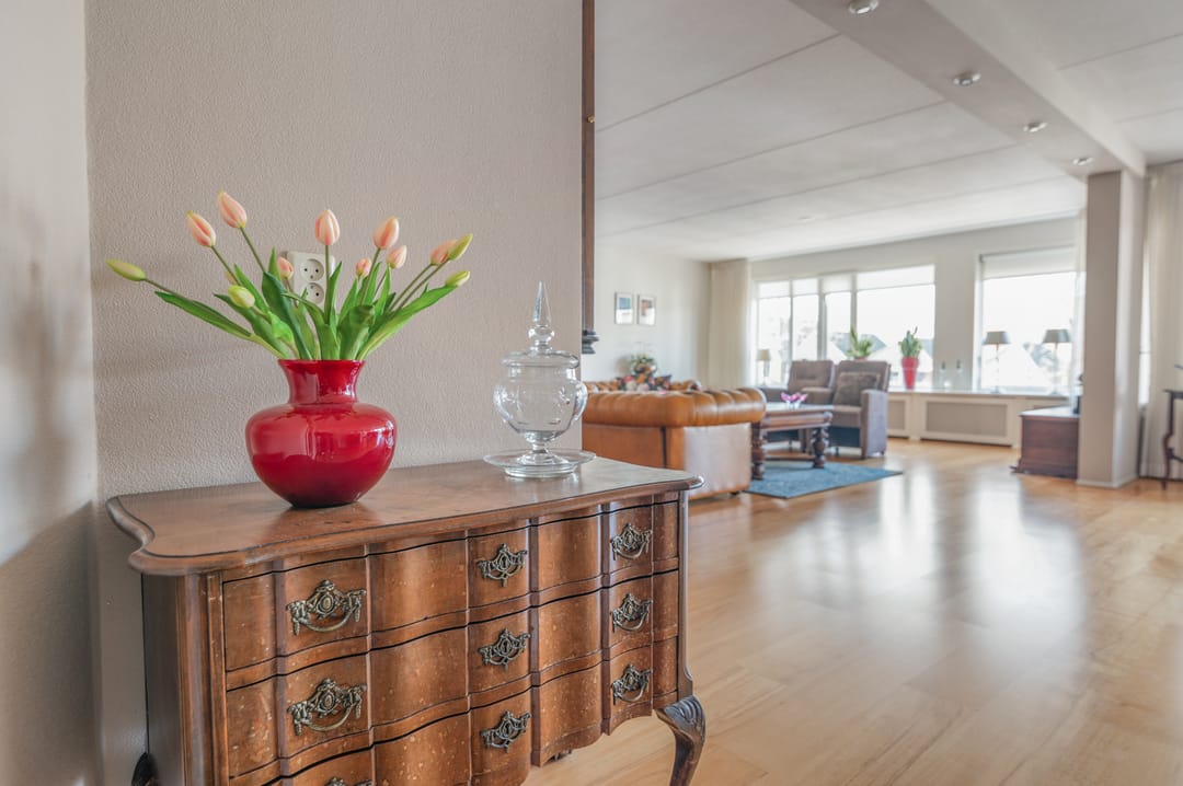 Foto 37 van K R Poststraat 2-102