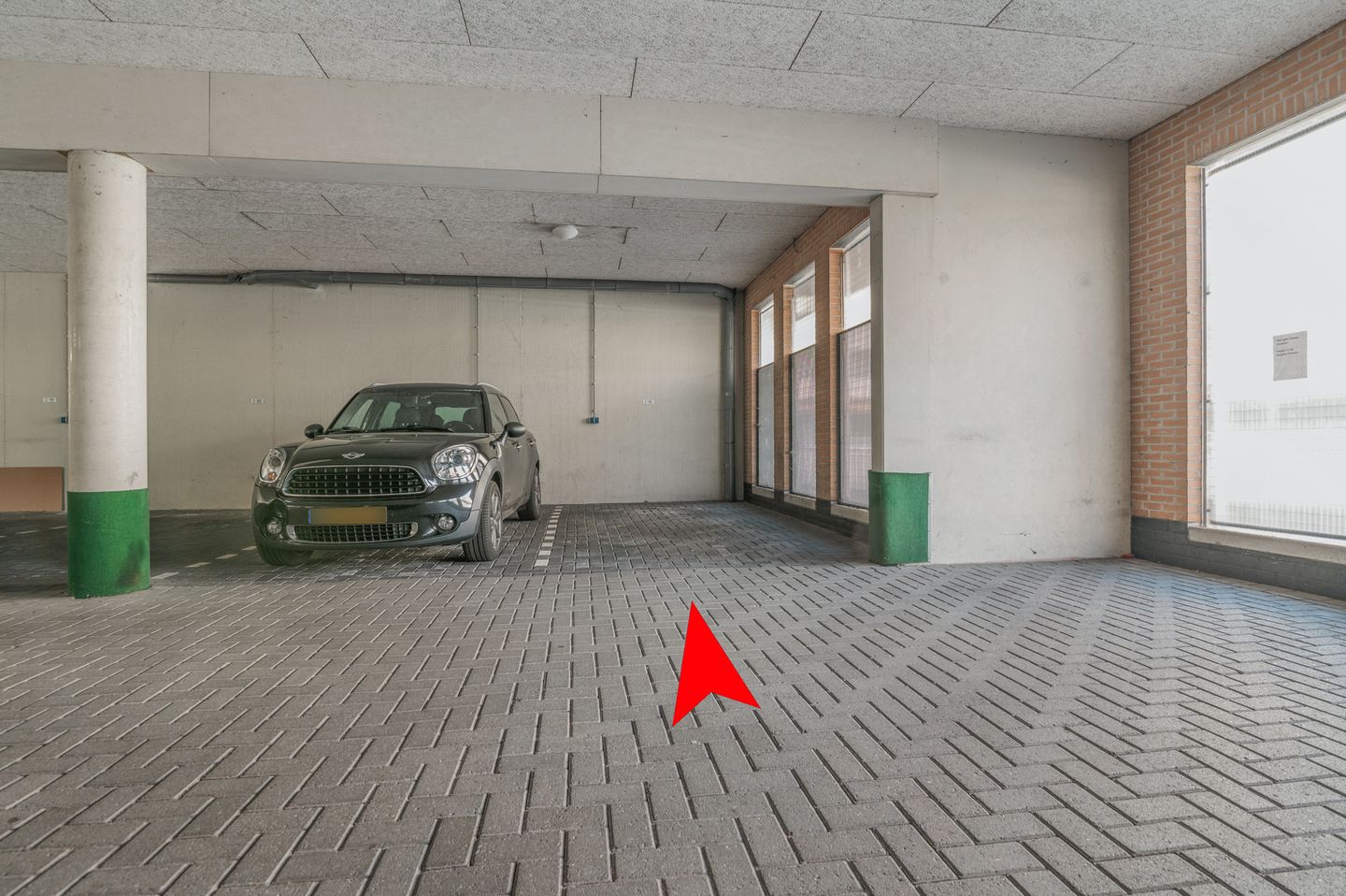 Foto 59 van K R Poststraat 2-102