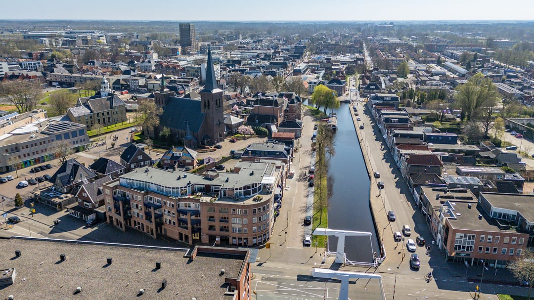 Foto 76 van K R Poststraat 2-102