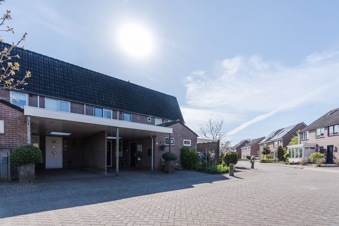 Foto 2 van Weegbree 55