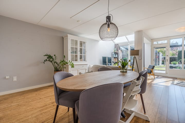 Foto 11 van Weegbree 55