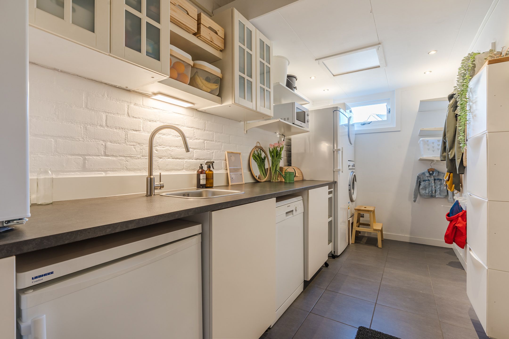 Foto 15 van Weegbree 55