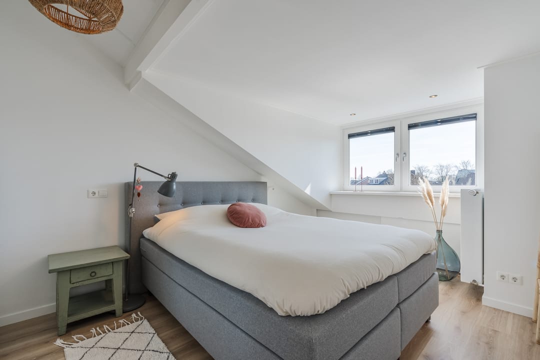 Foto 32 van Weegbree 55