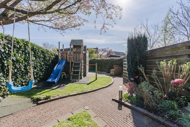 Foto 40 van Weegbree 55