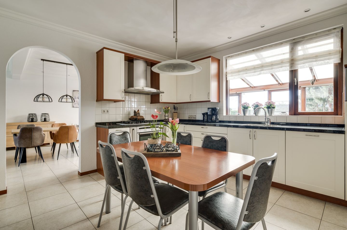 Foto 14 van Tamboerenstraat 2