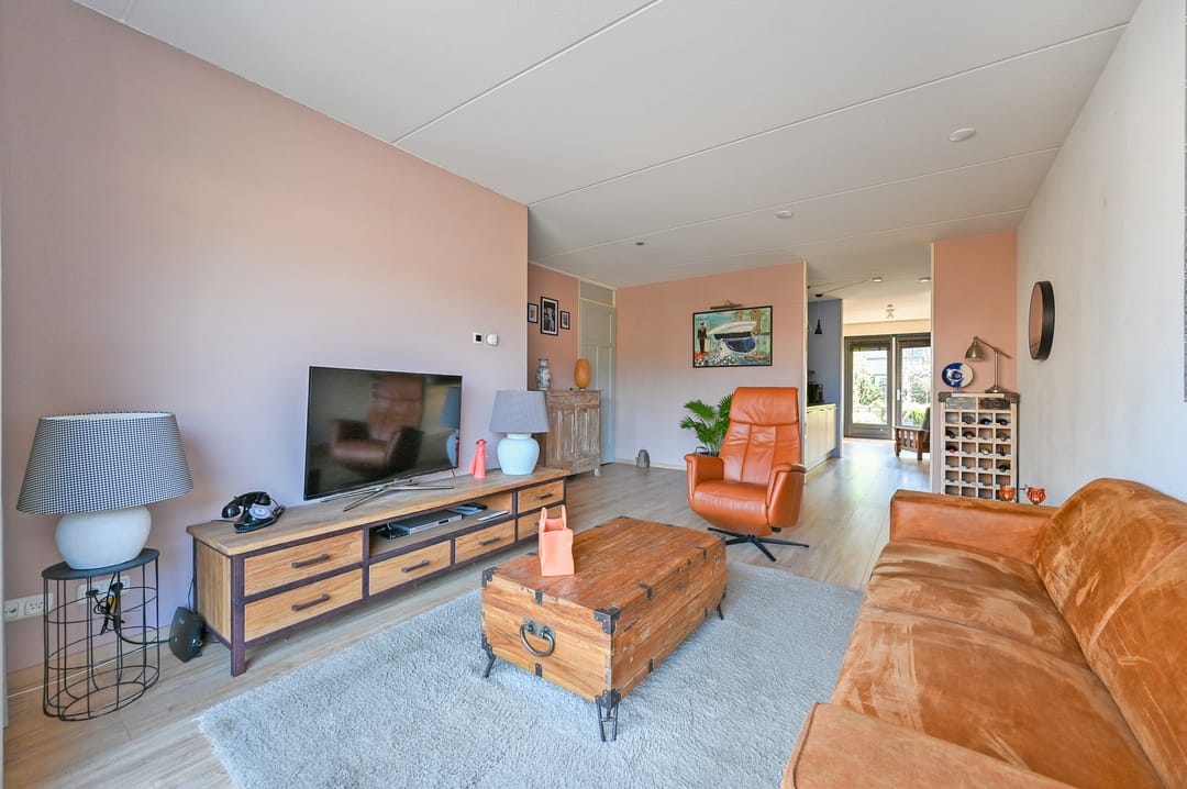 Foto 7 van Zwanebloem 66