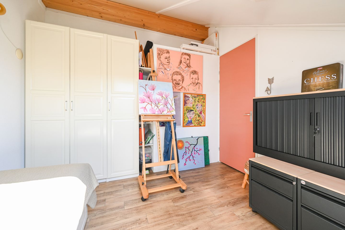 Foto 25 van Zwanebloem 66