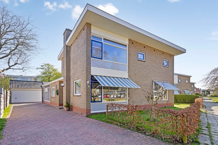 Photo 1 of Van Panhuyslaan 30