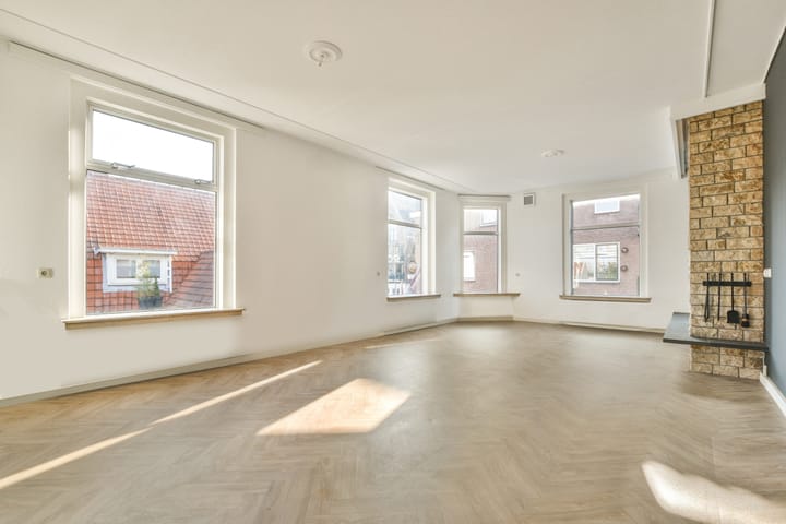 Photo 6 of Hoofdstraat 255-A