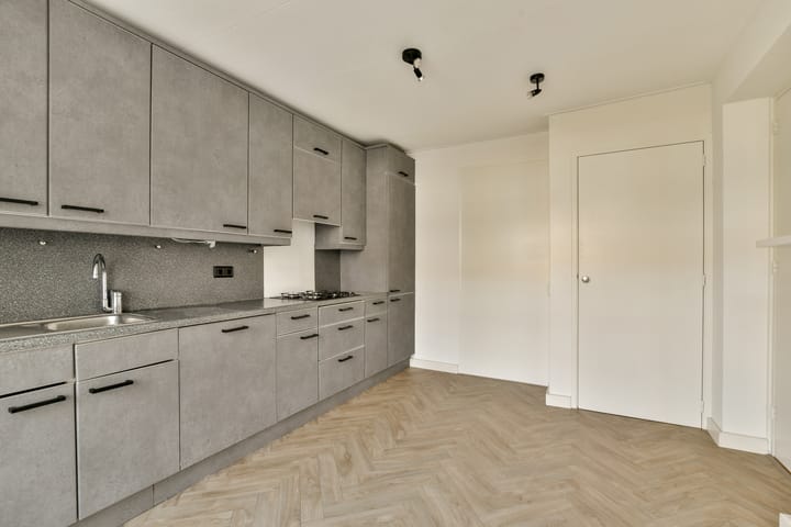 Photo 14 of Hoofdstraat 255-A