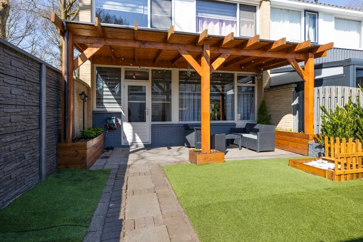 Foto 33 van Wagenaarstraat 25