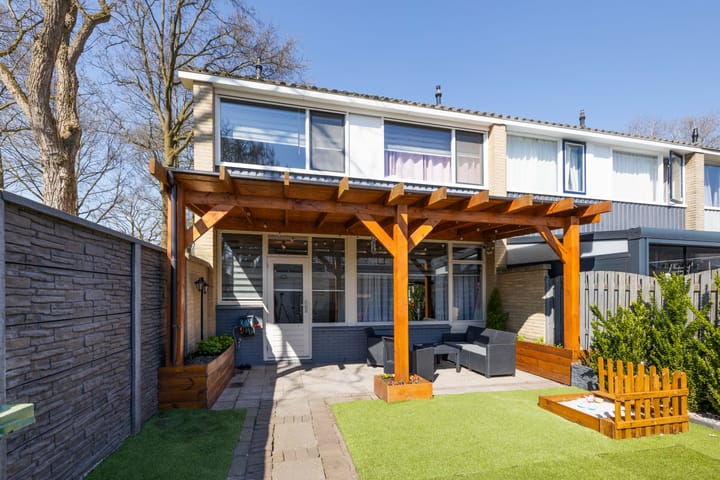 Foto 34 van Wagenaarstraat 25