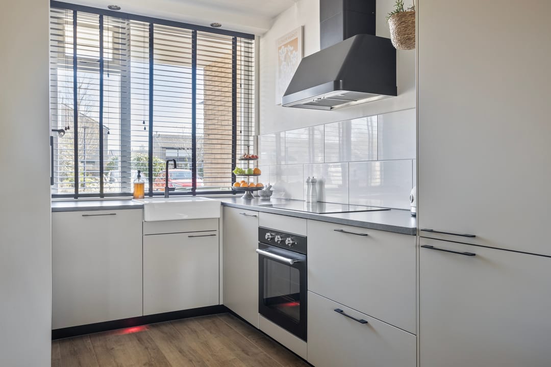 Photo 16 of Joost van den Vondelstraat 27