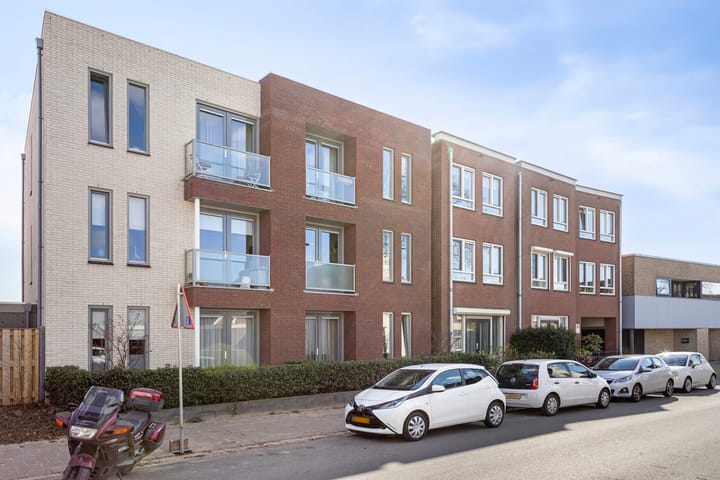 Foto 7 van Parkweg 117-6