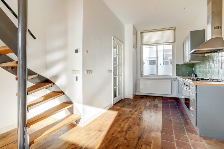 Foto 9 van Rodeheldenstraat 5