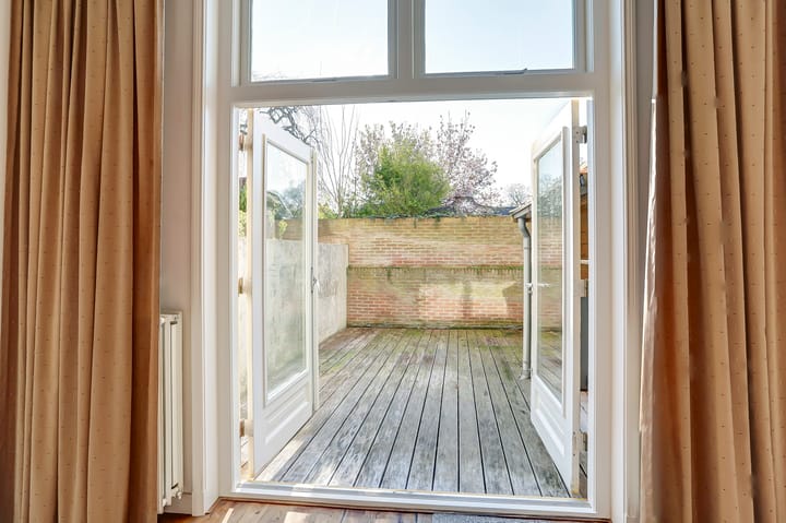 Foto 14 van Rodeheldenstraat 5