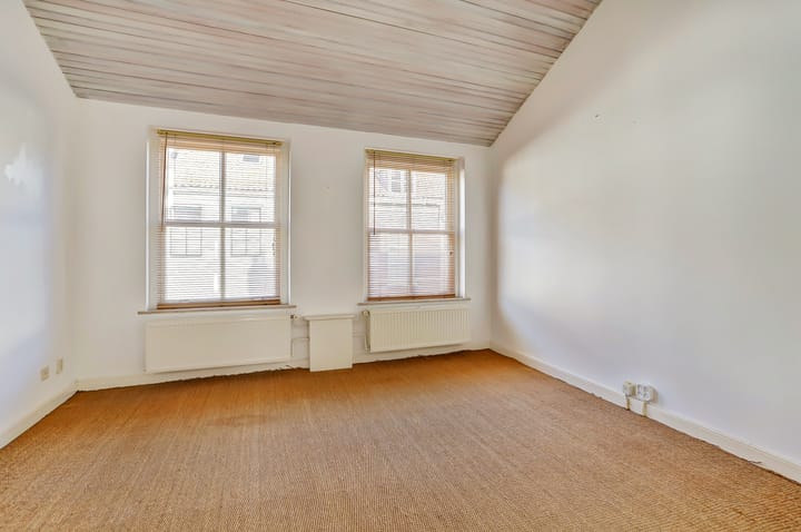 Foto 26 van Rodeheldenstraat 5