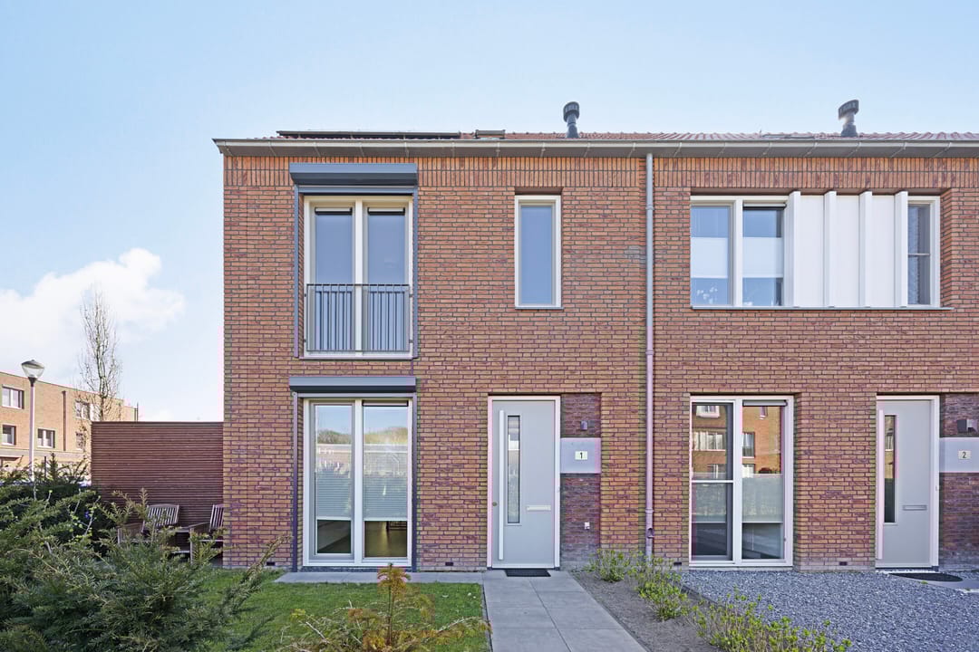 Photo 1 of Zwaagerf 1