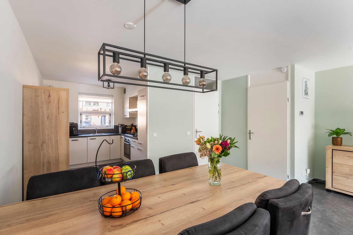 Foto 10 van Gouvernestraat 44