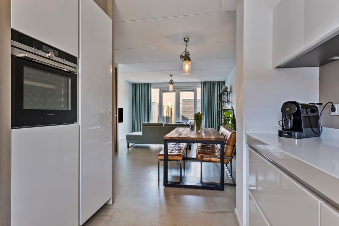 Photo 11 of Quarleshavenstraat 6