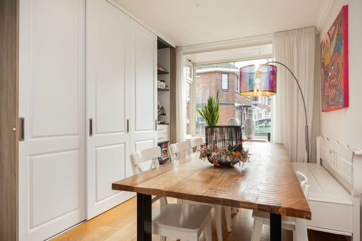 Foto 9 van Van Heutzplein 23