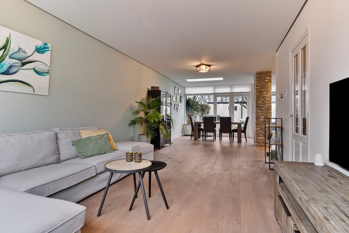 Foto 8 van Muiderslotstraat 87