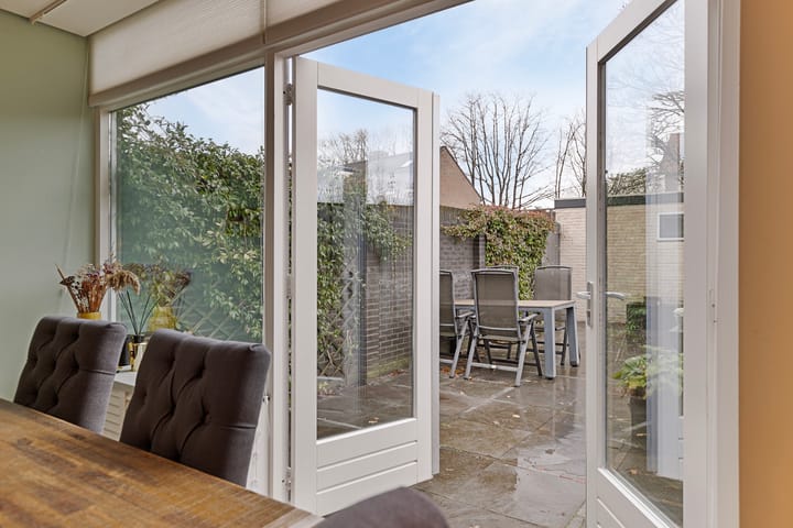 Foto 12 van Muiderslotstraat 87