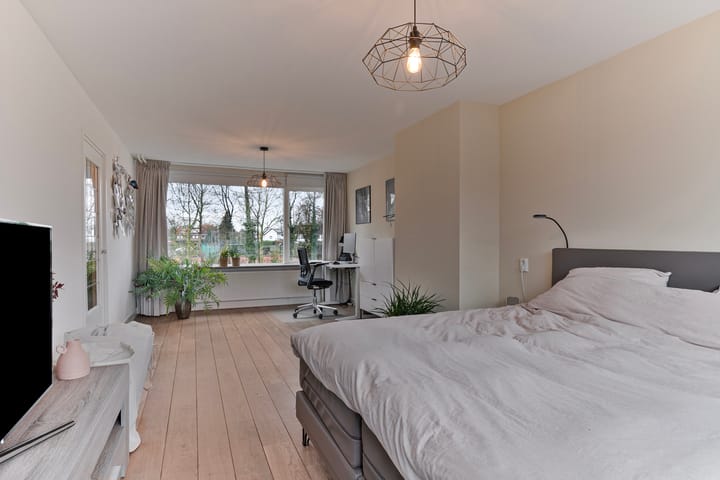 Foto 24 van Muiderslotstraat 87