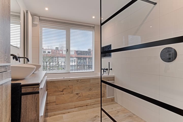 Foto 28 van Muiderslotstraat 87