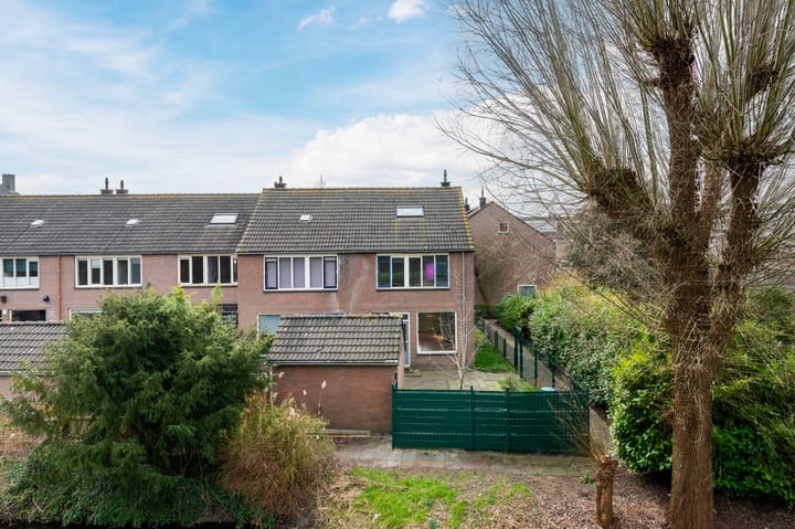 Foto 3 van Staringwende 11