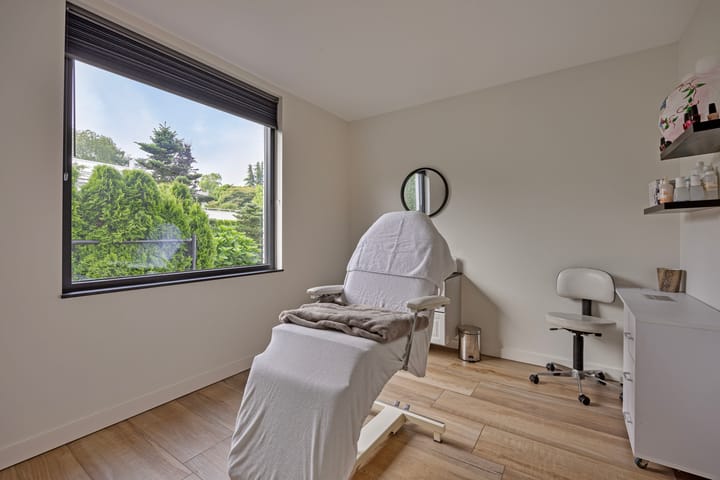 Foto 18 van Heemskerklaan 12