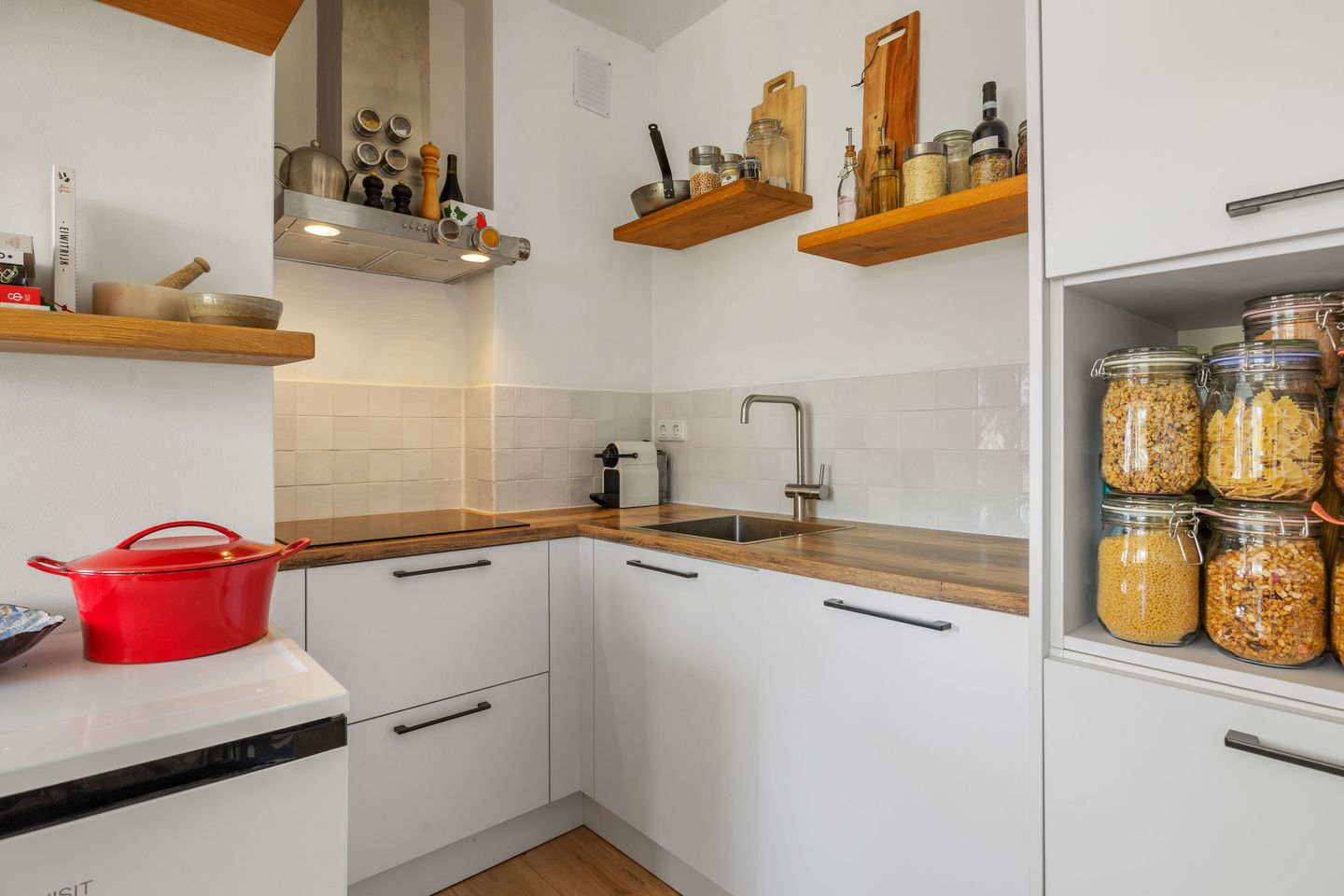 Foto 10 van Van Nijenrodeweg 409