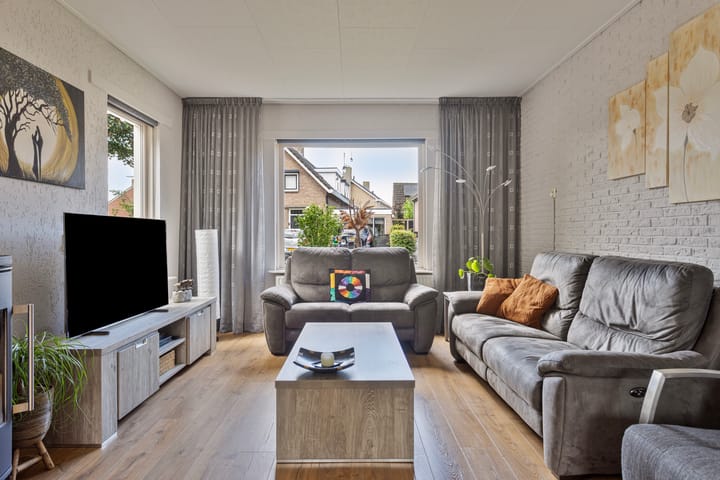 Photo 11 of Casimirstraat 29