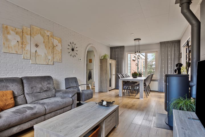 Photo 12 of Casimirstraat 29