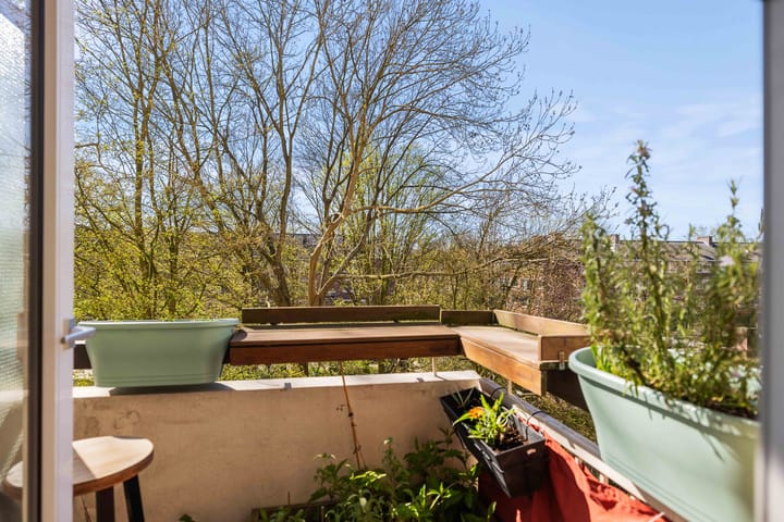 Photo 15 of Van Nijenrodeweg 409