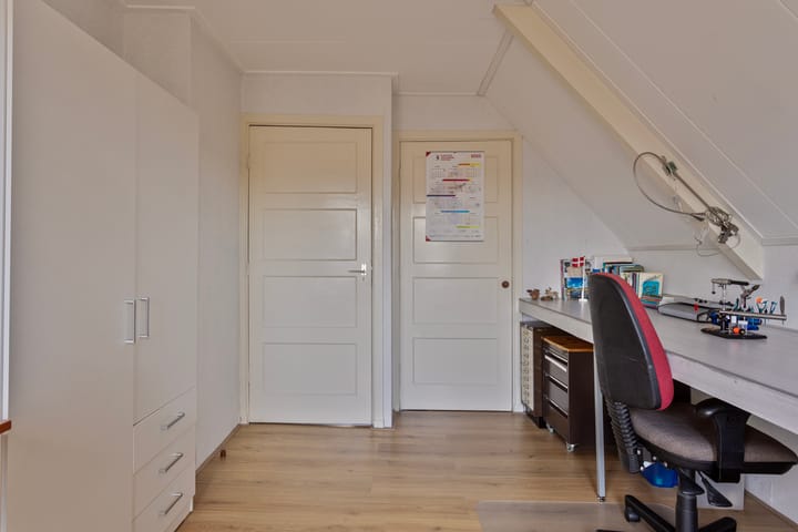 Photo 34 of Casimirstraat 29