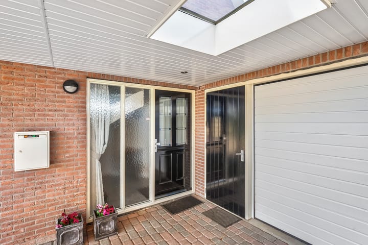 Foto 8 van Madeliefje 3