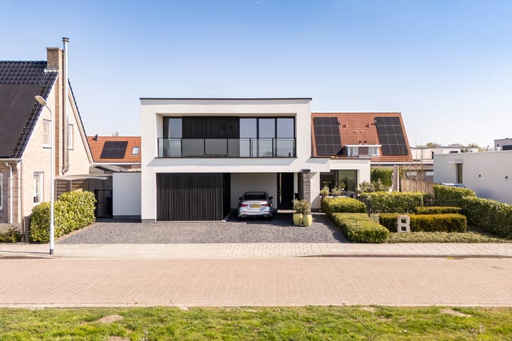 Photo 1 of Begoniastraat 8