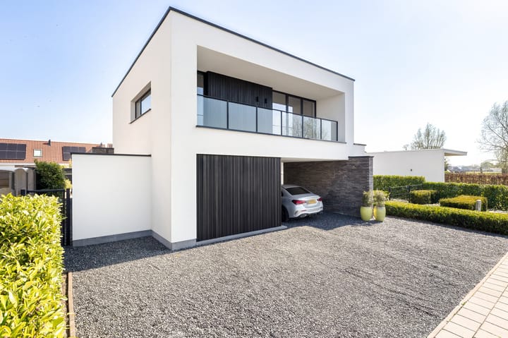 Photo 52 of Begoniastraat 8