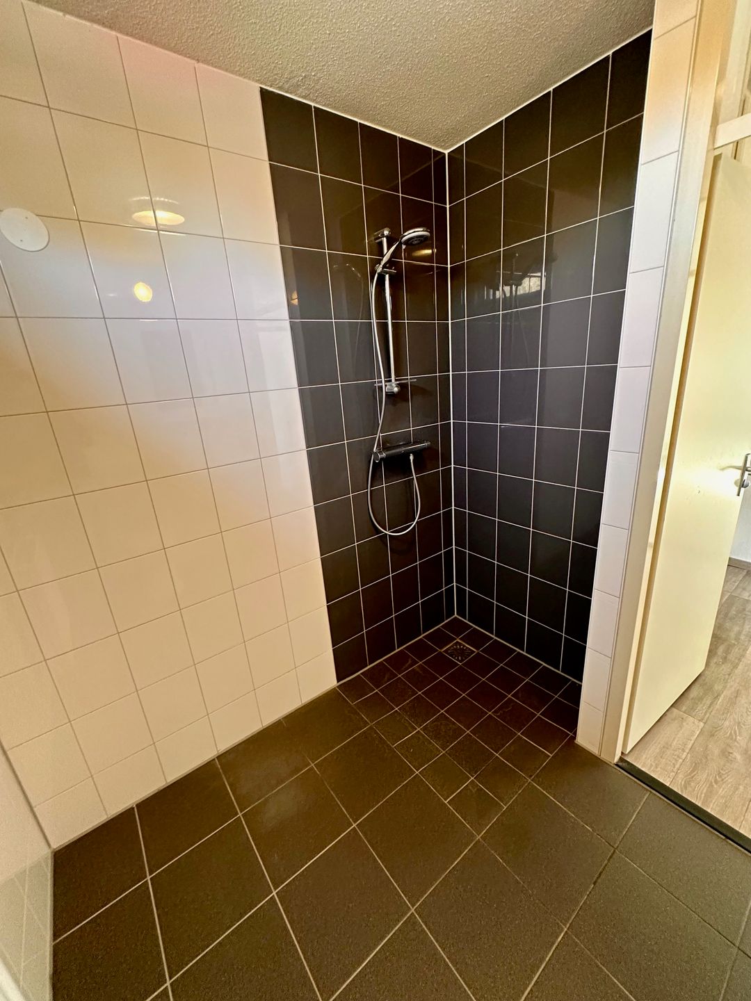 Foto 23 van Hermelijnhof 4