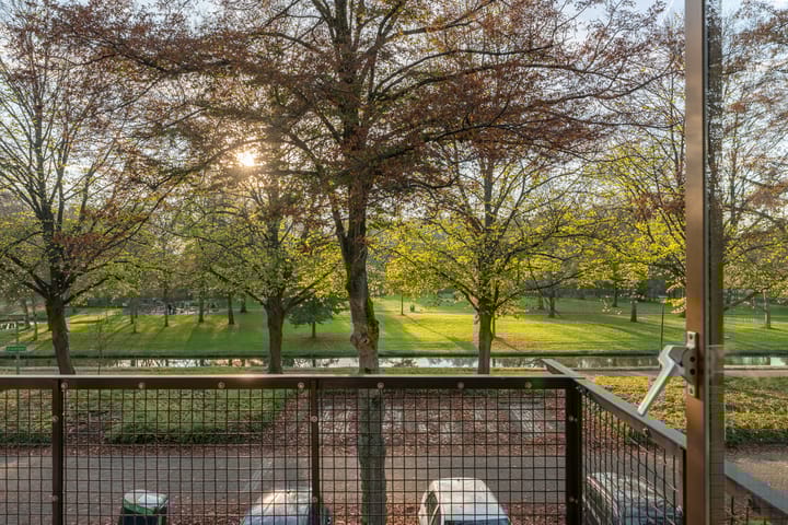 Foto 2 van Van der Horststraat 13-E