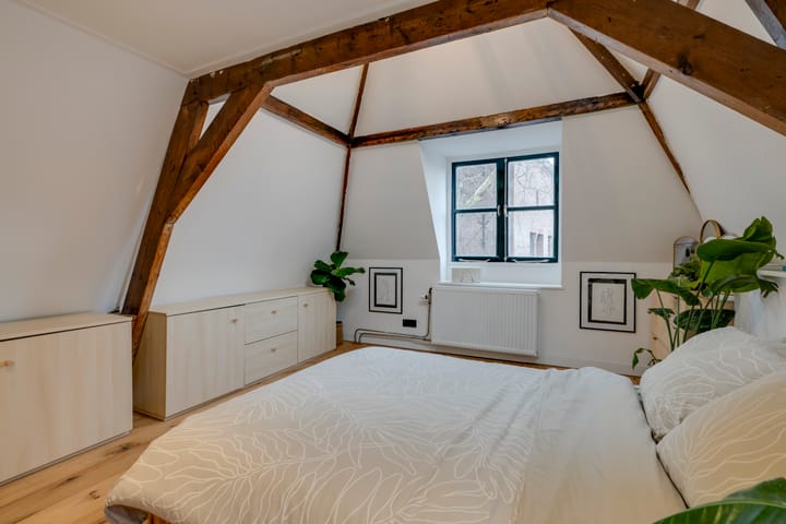 Photo 33 of Breedstraat 59