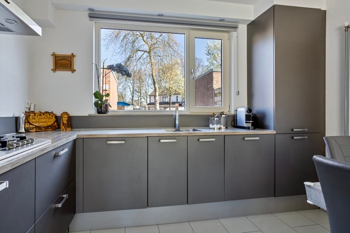 Foto 13 van Cornelis Dopperstraat 128