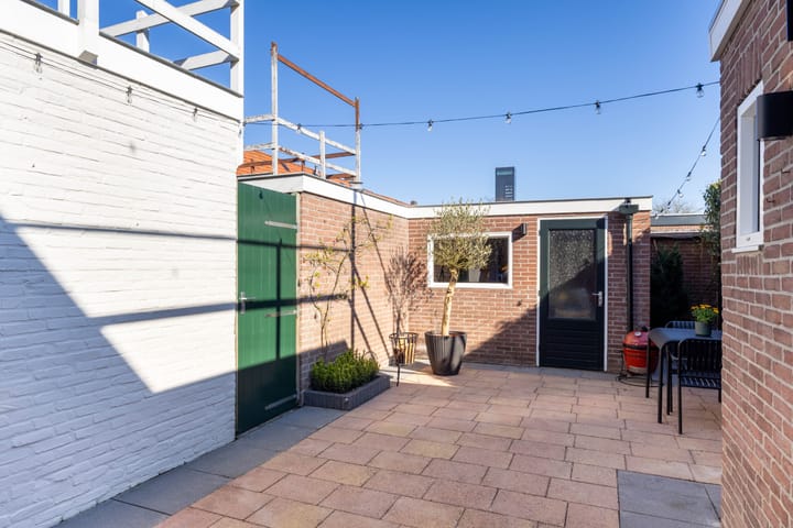 Foto 33 van Ruysdaelstraat 24